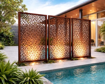 カスタム自立型コルテン鋼プライバシースクリーン、幾何学模様の金属パネル | 屋外・屋内建築用間仕切り