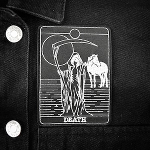 Death Tarot Card Bügelbild Gestickter Patch - Okkulter Horror Halloween Goth Gothic Sensenmann