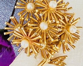 Vintage Christian Dior by Kramer Rhinestone Flower Brooch: 1950s
