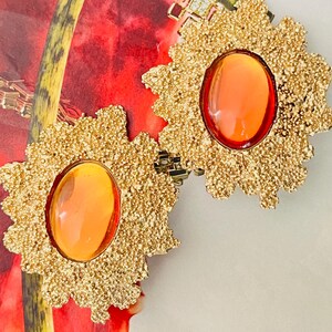 Yves Saint Laurent YSL Gripoix Orange Massiva Stora Texturerade Onormala Örhängen, Guld, Mamma, Flicka, Fru, Bröllop, Jubileum, Födelsedagspresent