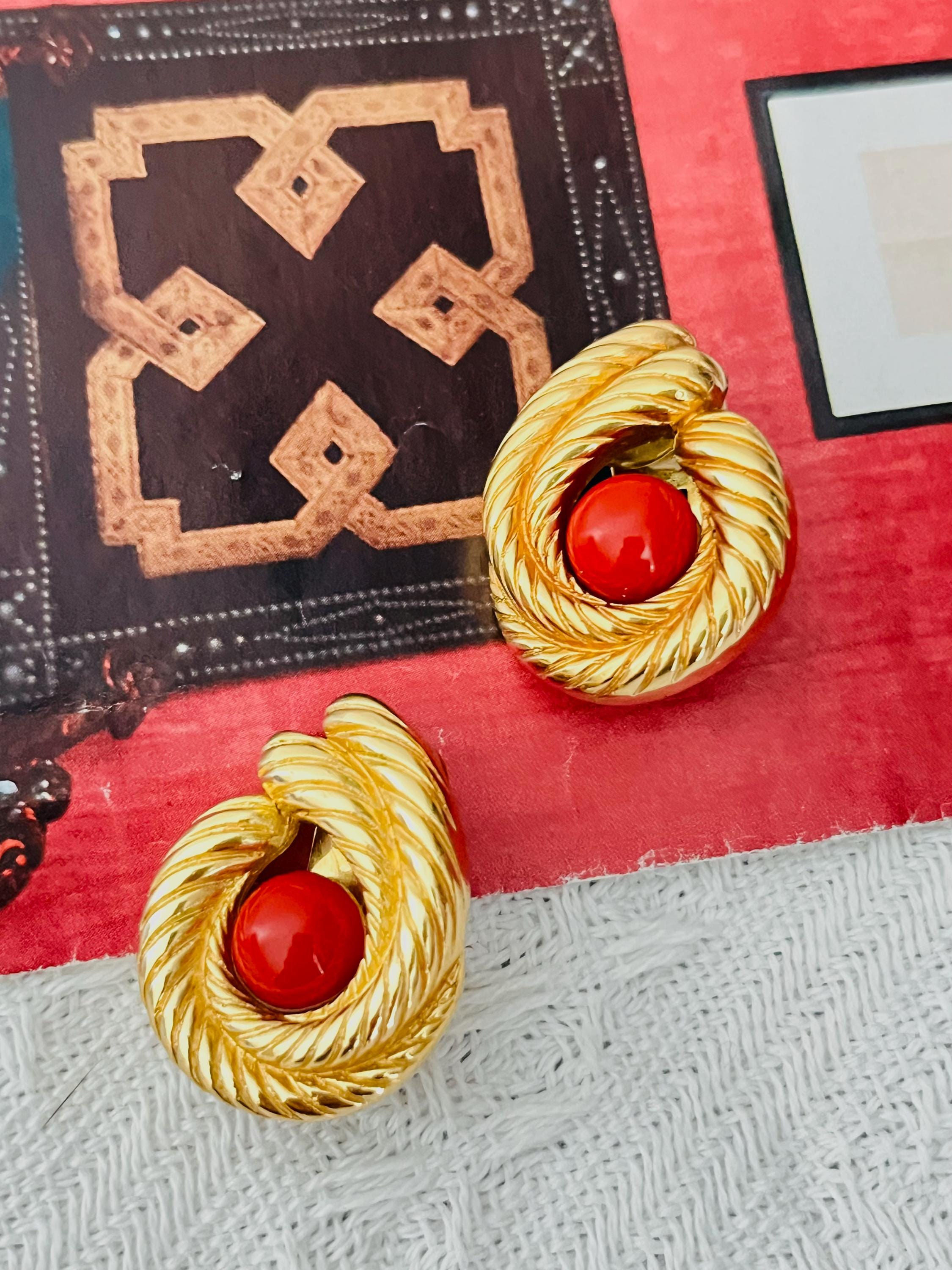 Christian Dior Vintage 1980s Red Cabochon Double Swirl Twist Rope