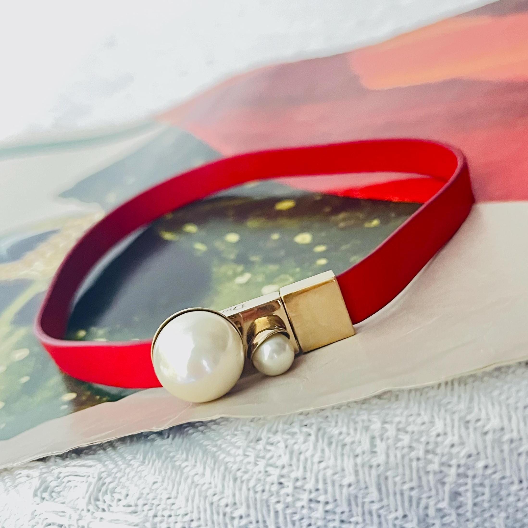 クリスチャン・ディオール トリバレス ホワイトパール レッドレザー