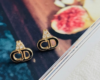 christian-dior-gold-logo-