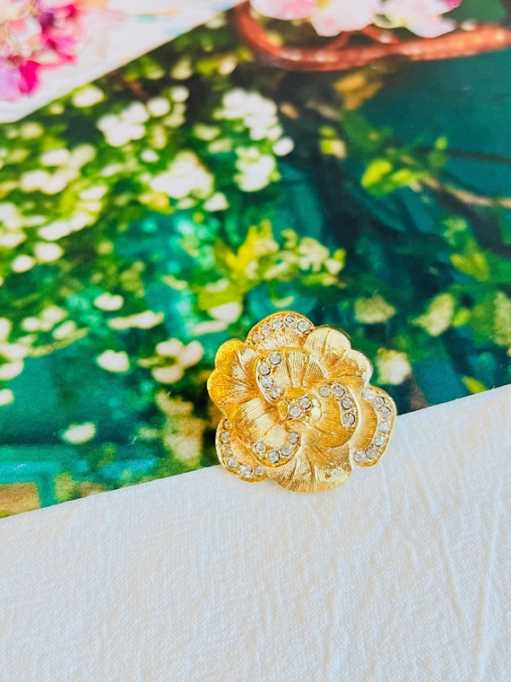Christian Dior vintage ローズブローチ　薔薇 s-l1200.jpg