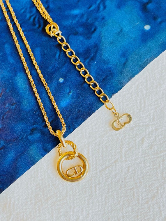 アクセサリー Vintage Christian Dior Circle Necklace Christian Dior Vintage Dior Crystal Round Logo Necklace - Etsy