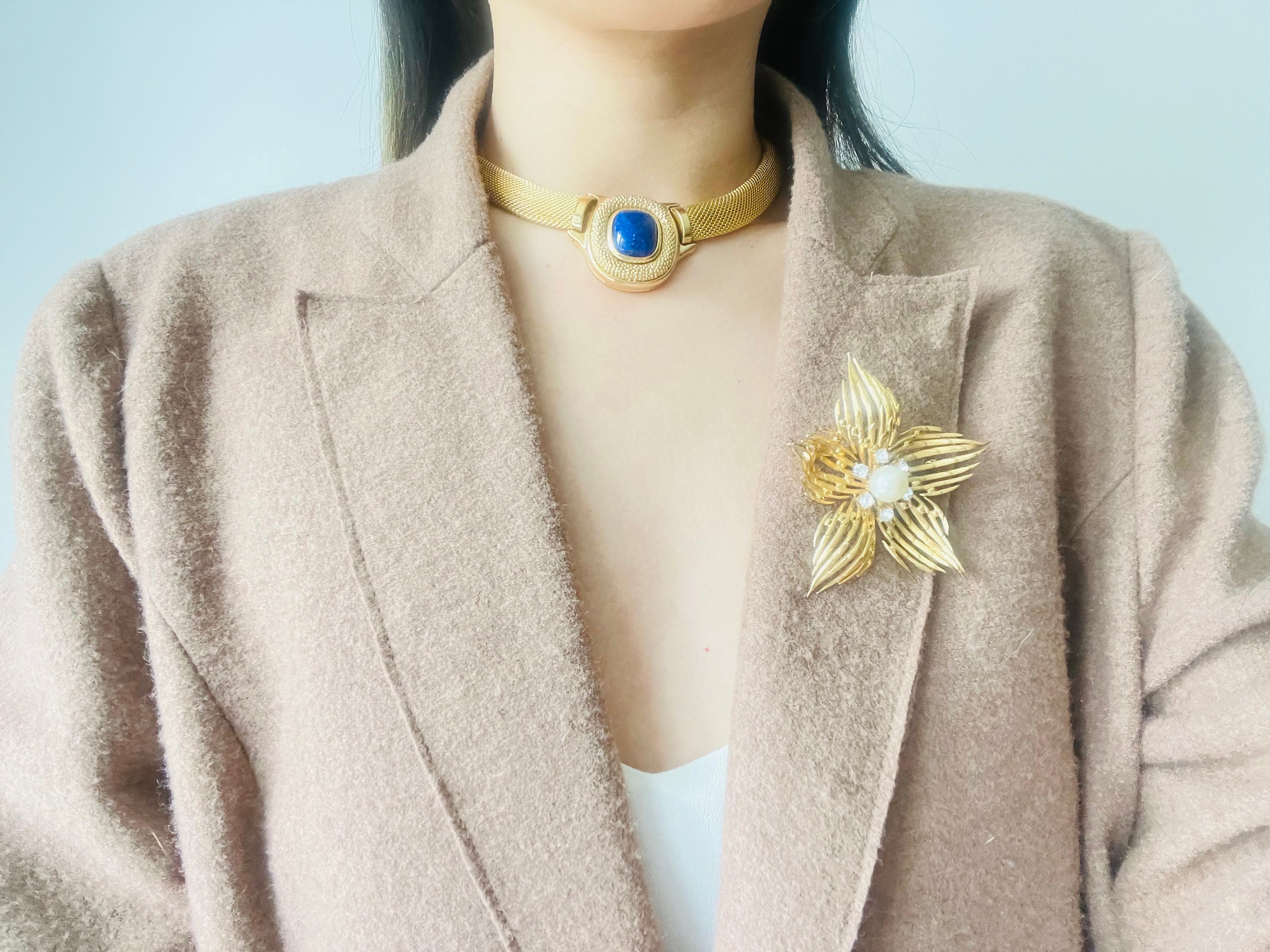 Christian Dior GROSSE 1968 Huge Openwork Flower Pentagram Pearl