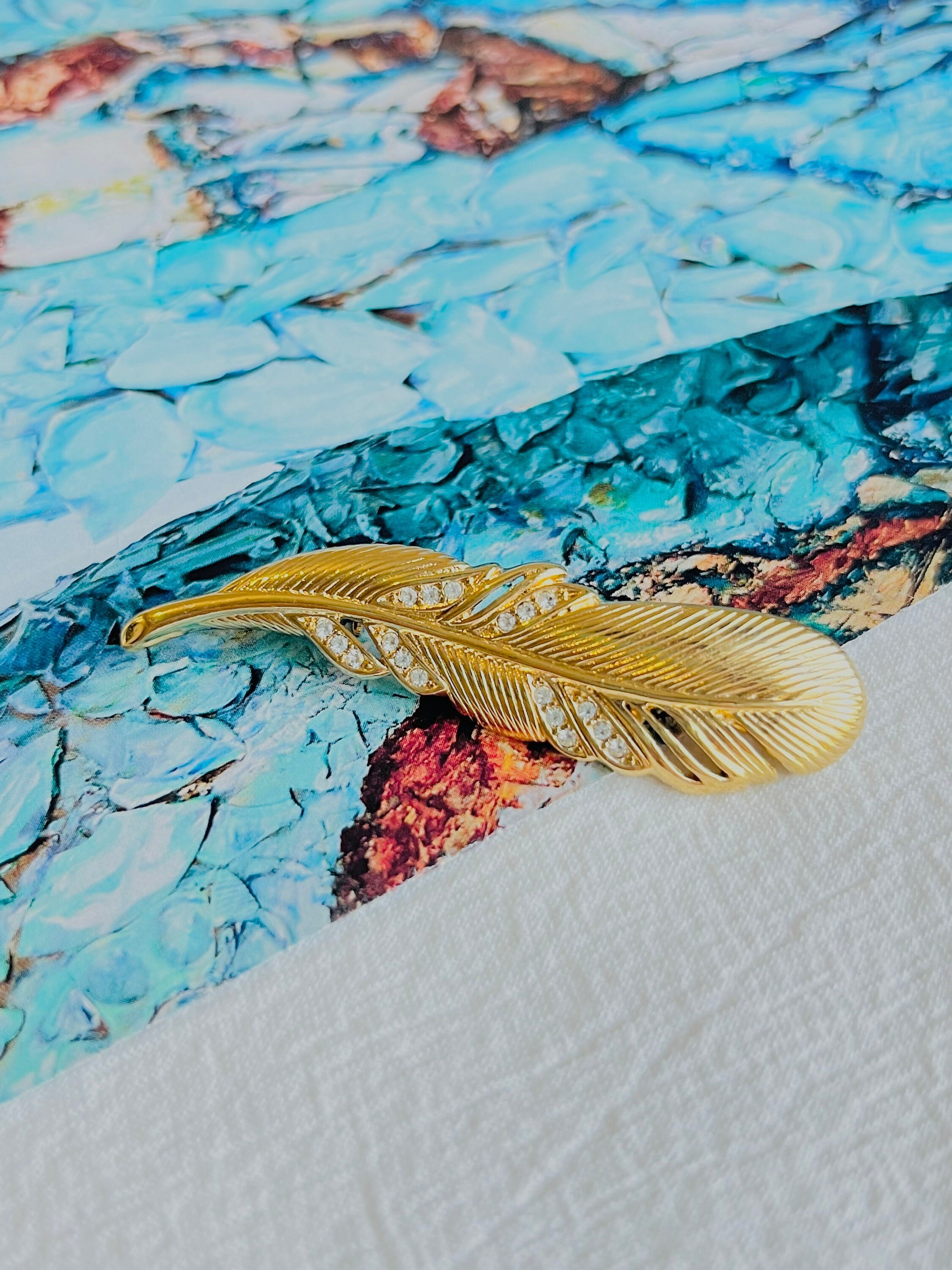 Christian Dior 1970s Vintage Vivid Openwork Feather Leaf Crystals
