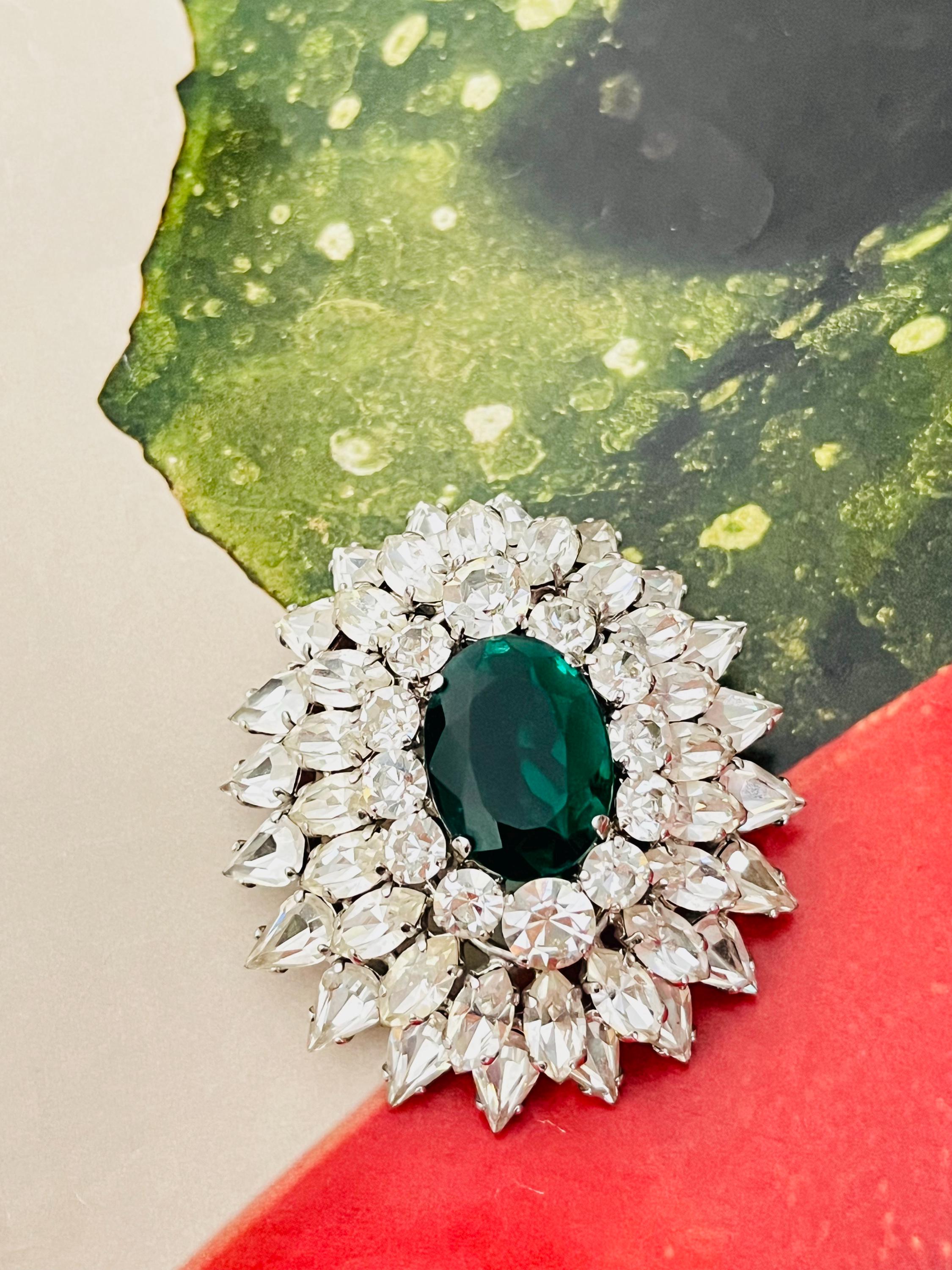Christian Dior 1961 Large Emerald Trio Crystal Circle Marquise