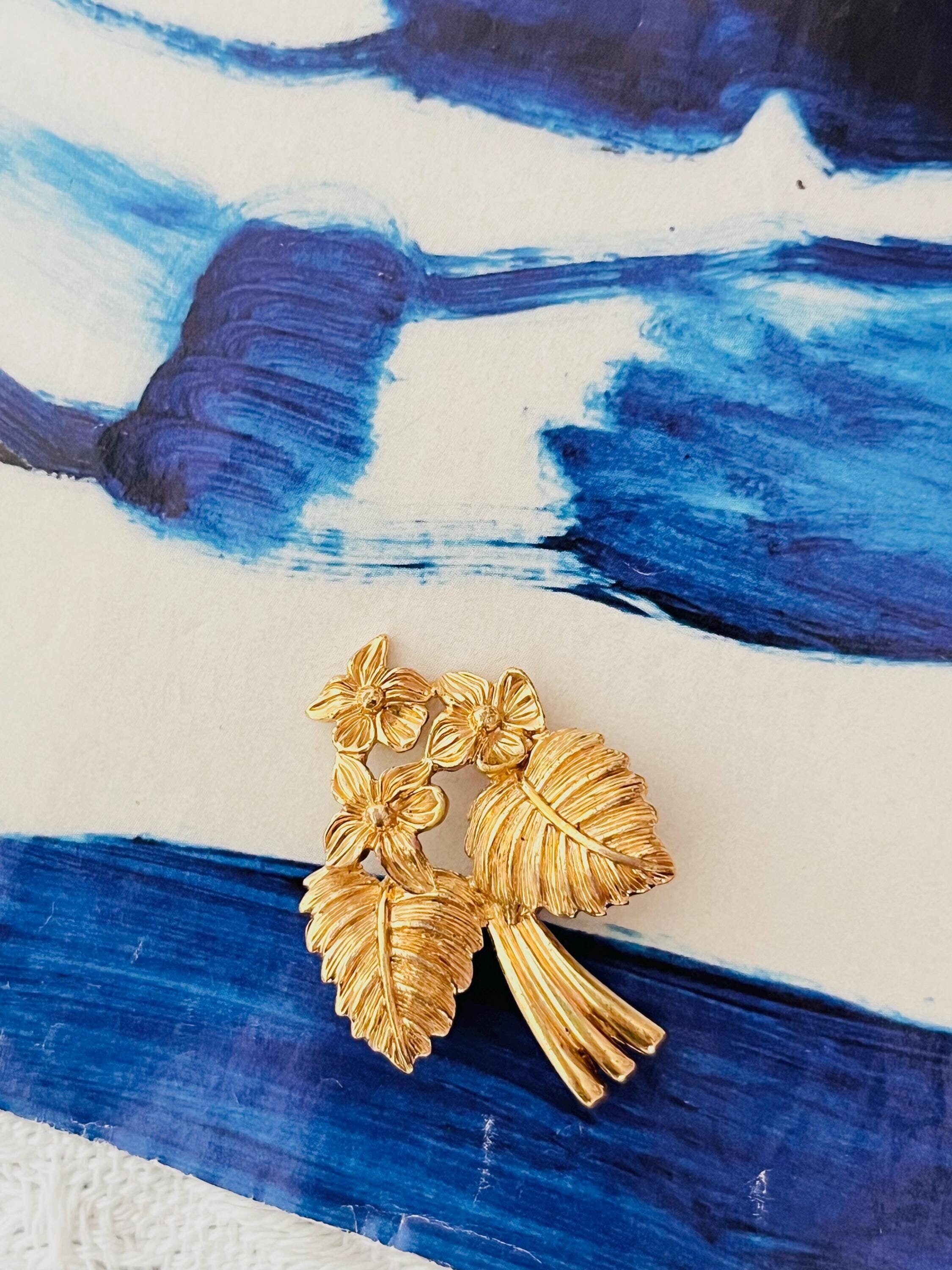 Christian Dior ブローチ フラワー リーフ Christian Dior Vintage Vivid Trio Cluster Flower Large Leaf