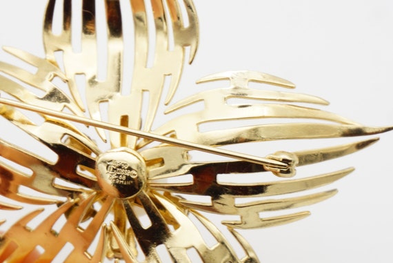 Christian Dior GROSSE 1968 Huge Openwork Flower Pentagram Pearl