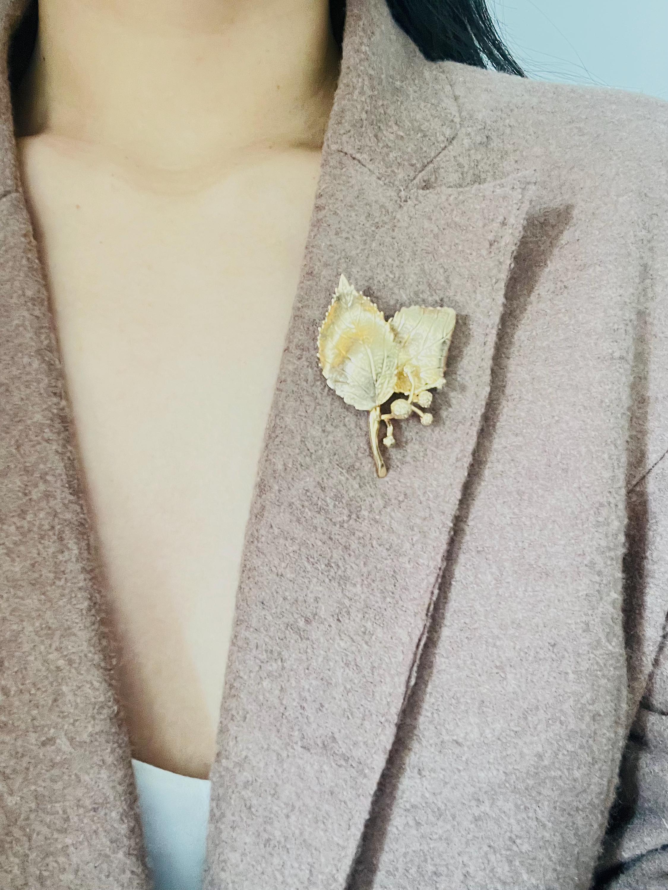 Christian Dior GROSSE 1967 Vintage Double Vivid Windy Leaf Cluster