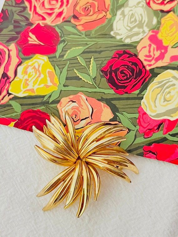 ディオール ブローチ バラ 花 ゴールド ヴィンテージ Christian Dior