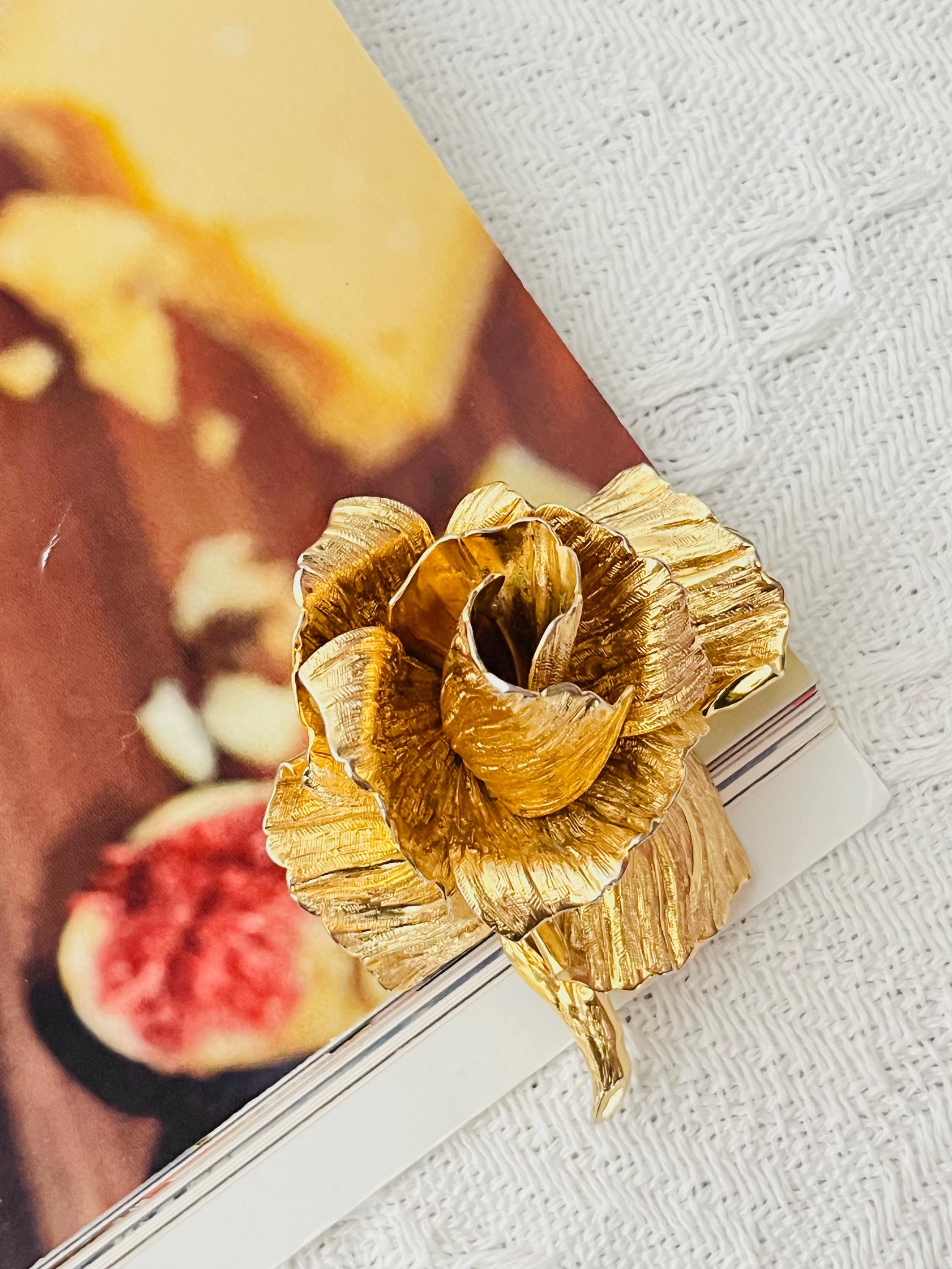 Christian Dior ブローチ 薔薇 ゴールド ヴィンテージ Christian Dior ブローチ 薔薇 ゴールド ヴィンテージ Christian