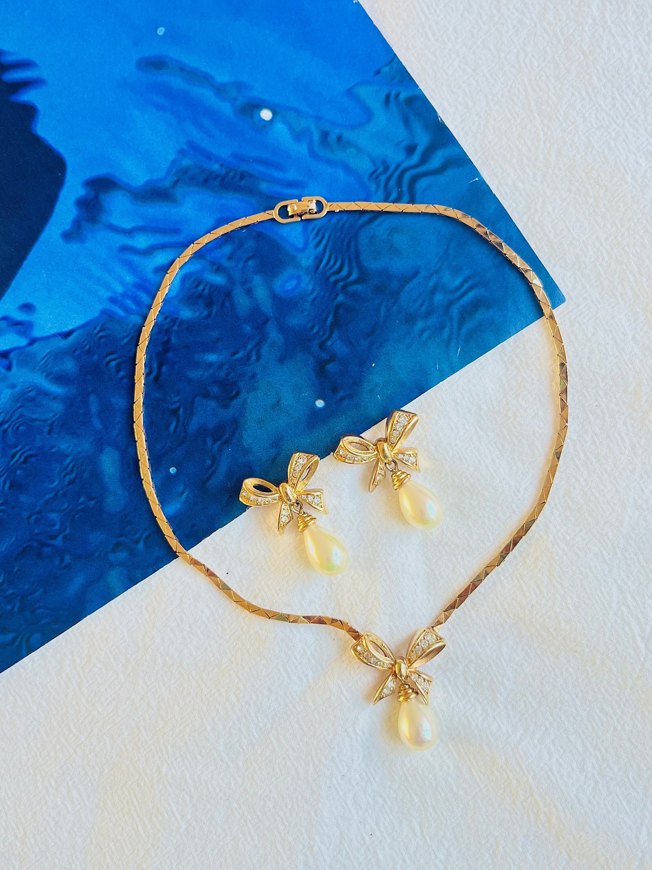 Christian Dior Vintage 1980s Crystals Bow Pearl Teardrop Set
