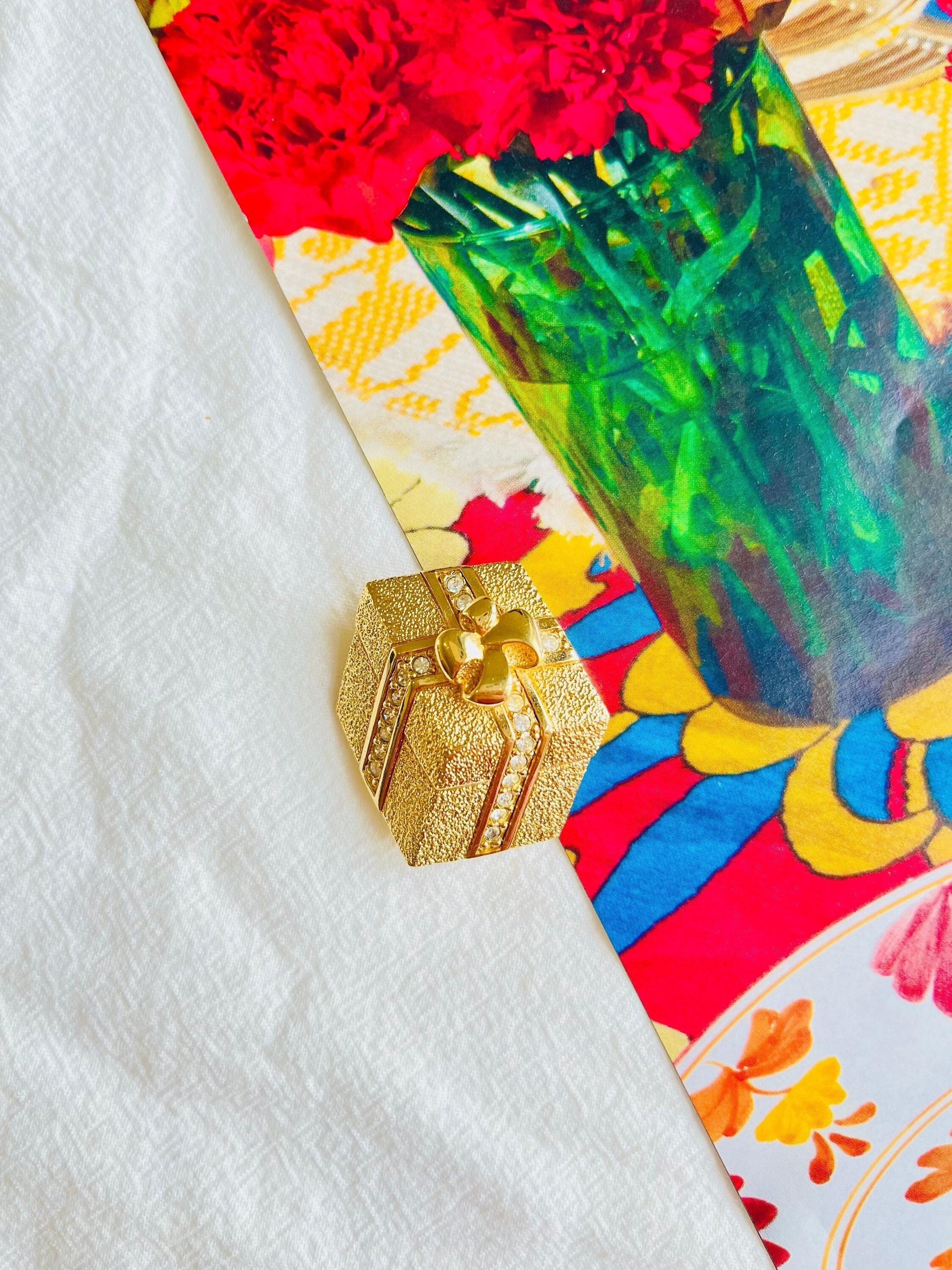 Christian Dior Vintage 1980s Gift Present Ribbon Cube Box Crystals Brooch, Gold, Mom, Y2K, Girl, Wife, Anniversary, Wedding, Birthday Gift