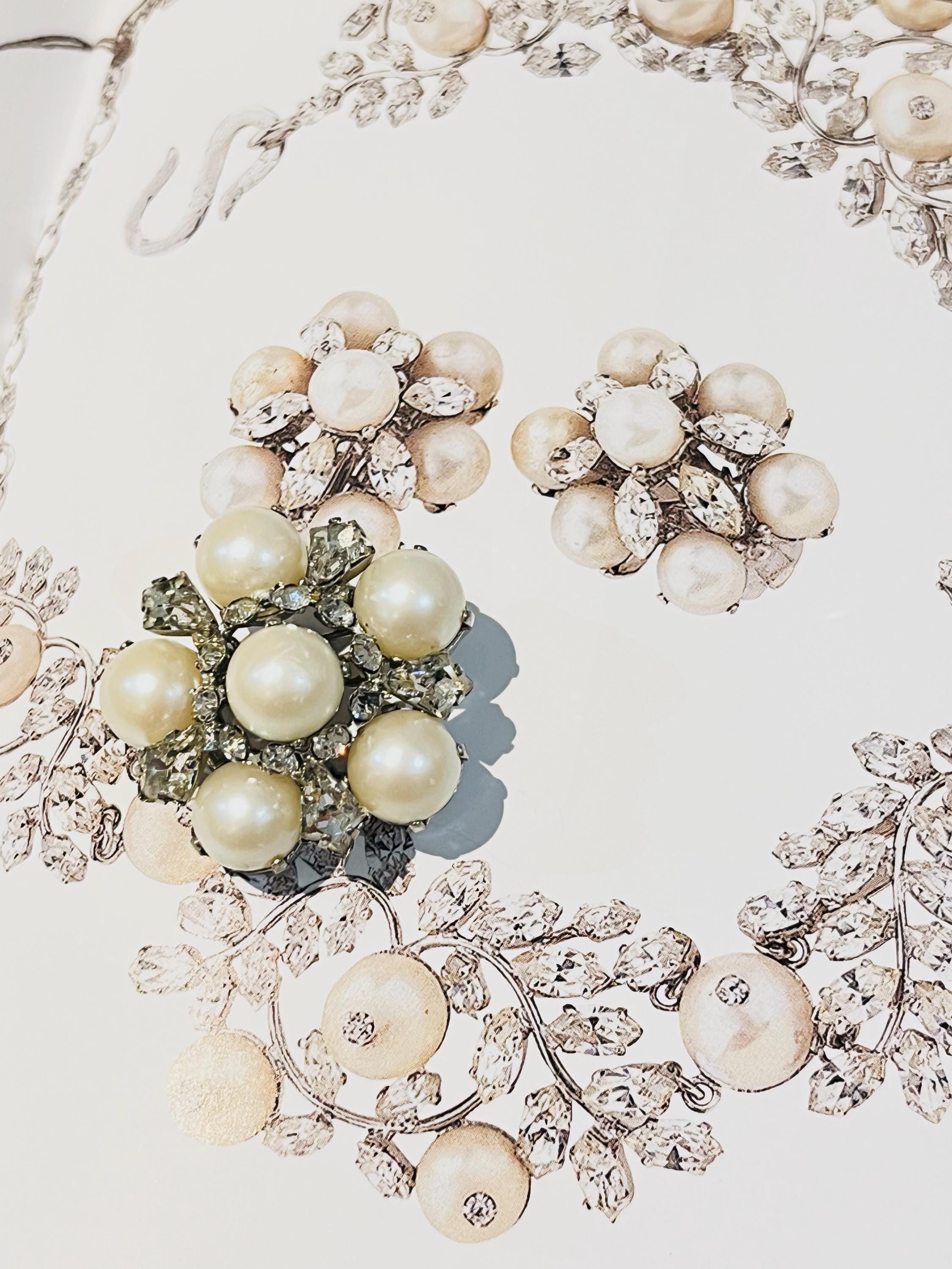 Christian Dior 1965 Vintage White Pearls Crystals Openwork Floral