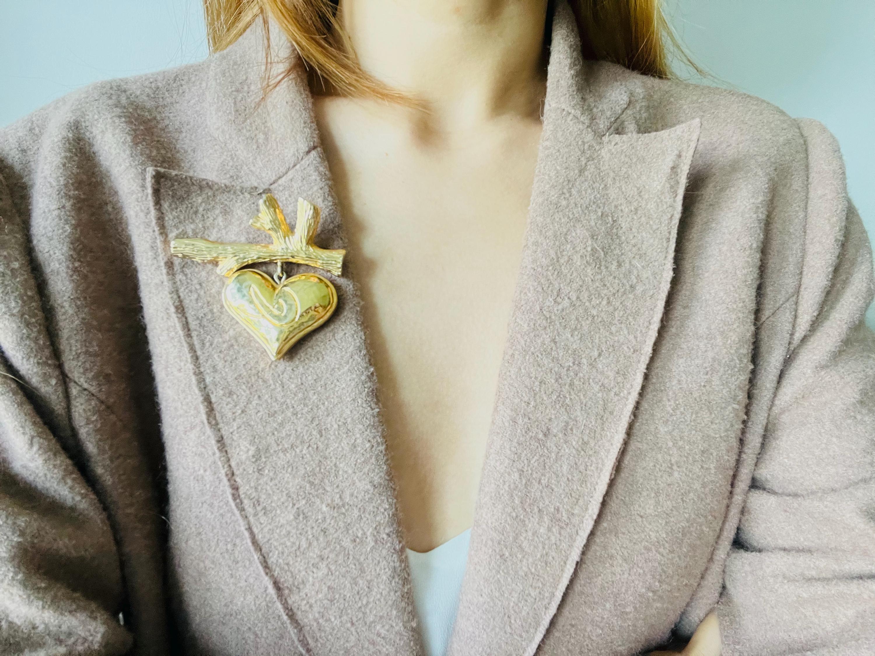 クリスチャン・ラクロワ ヴィンテージ クラシック クロス ロゴ ハート