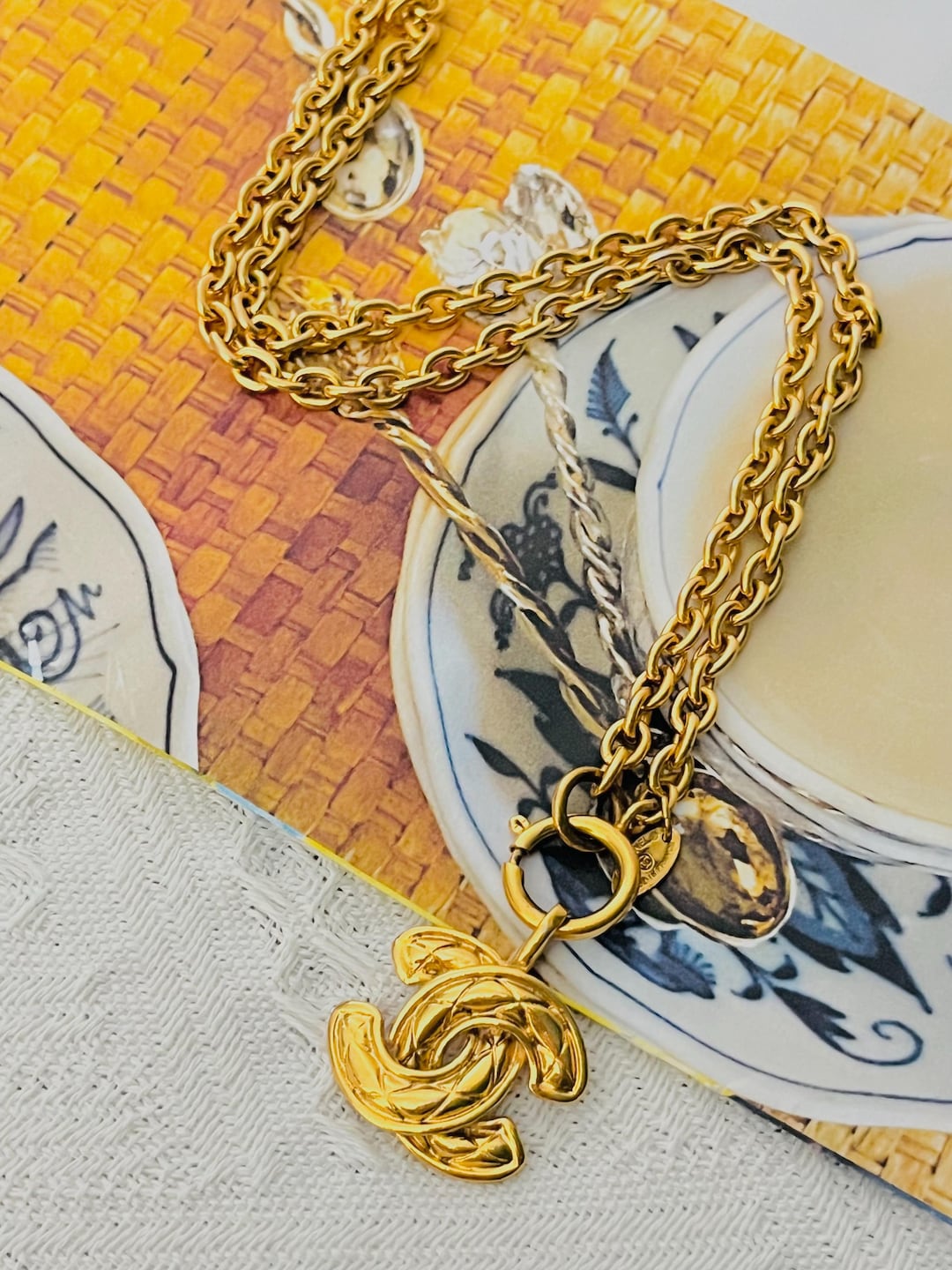 Chanel ロゴペンダント ネックレス　ヴィンテージ⑥ Chanel Vintage Iconic Logo CC Coco Pendant Matelassé Quilted Long