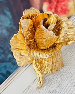 Christian Dior✨クリスチャンディオール　ブローチ　花 Christian Dior 1964 Vintage Large Vivid 3D Rose Blossom Flourish