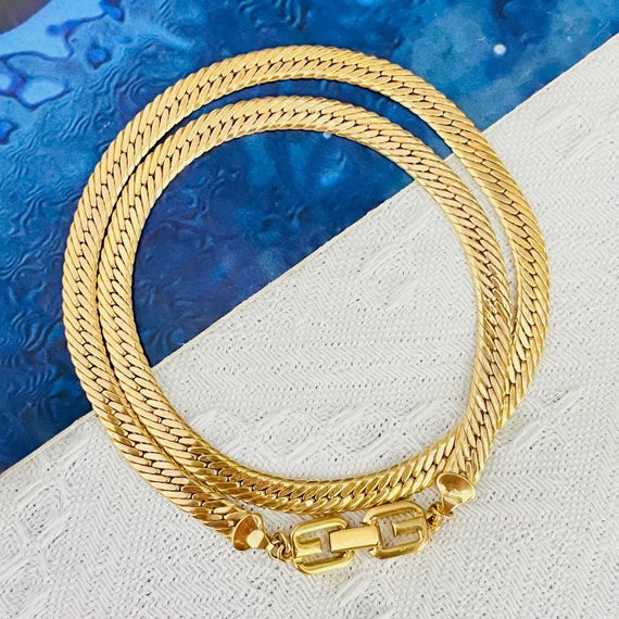 Givenchy Vintage 1980 Logo Interlocked Chain Link Flat Snake  Givenchy Vintage Interlocking GG Logo Pendant Gold Tone Necklace with Gift Box main image 0