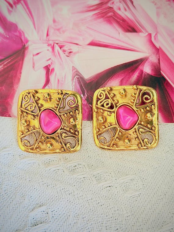 Christian Lacroix Vintage Fuchsia Pink Purple Crystal Cabochon