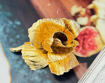 Christian Dior 1964 Vintage Large Vivid 3D Rose Blossom Flourish