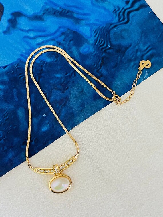 Christian Dior Vintage 1980 Large Oval White Pearl Curled Bar