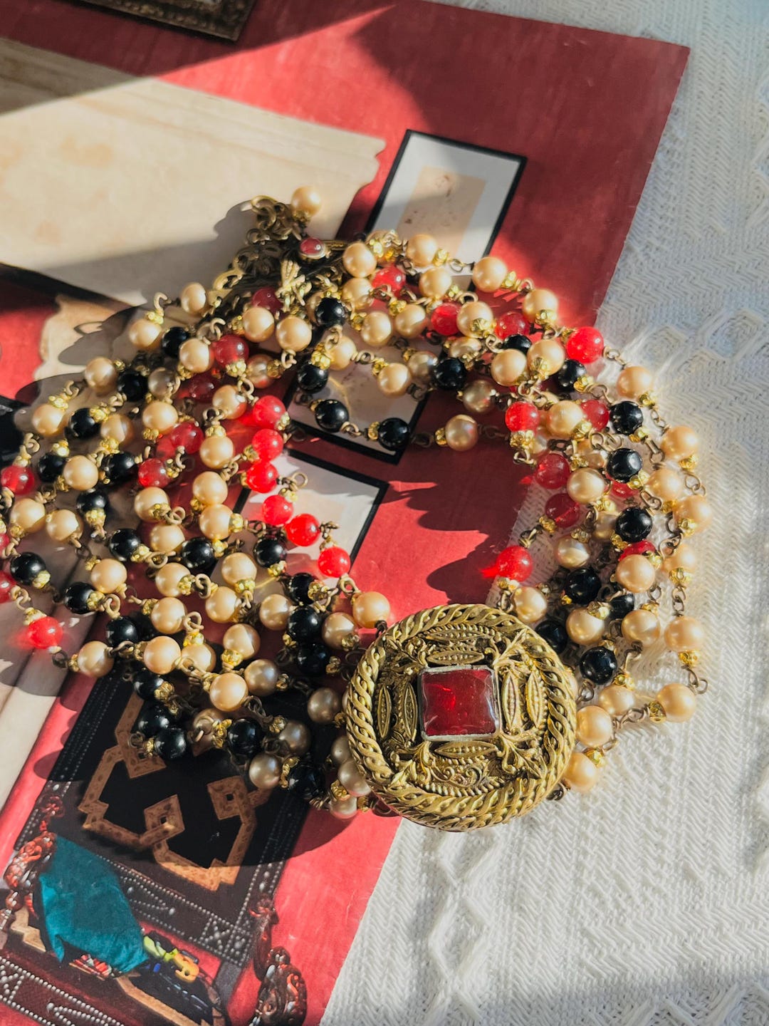 Chanel Vintage 1984 Gripoix Baroque Ruby Pearls Onyx Strands