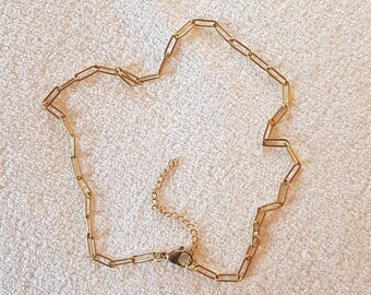 Justine stainless steel necklace.