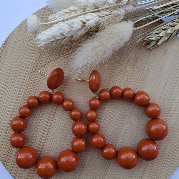 Creole earrings Pearl Maya terracotta color.