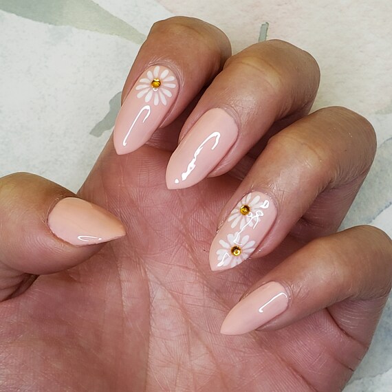 Baby Blue With Daisy Flower Gel Nail Art On Fake Nails False Etsy Baby Blue With Daisy Flower Gel Nail Art On Fake Nails False Etsy