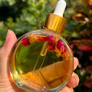 Heavenly Lokelani Rose Herbal Beauty Oil! FREE Shipping Available!