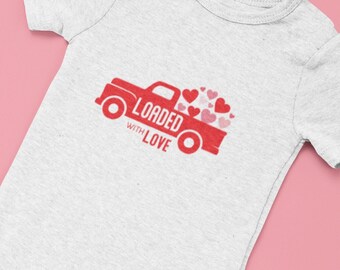 Caricato con Love Boy Truck Valentine's Shirts / Girl Valentines Day Shirt / Kids Cute Heart Shirt / Baby Boy Onesie / Toddler Heart Tee