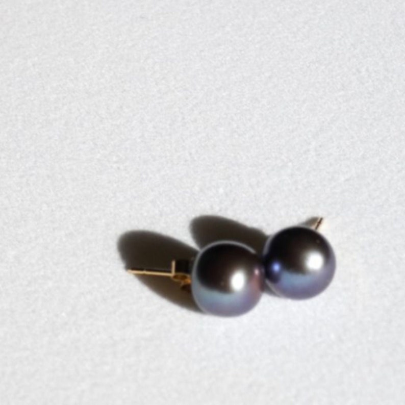 Earrings Natural Pearls of Sumbawa Metal Blue Color Gold 18 Carats 18K Gold Stems and Strollers Made in France