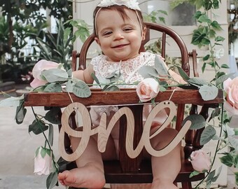 Baby Birthday Yard Signs, Name Sign for First Birthday Party, Custom Words, baby name sign, wooden name sign,baby shower gift