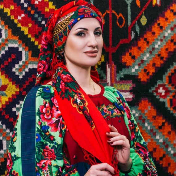 Schemes How to Tie a Ukrainian Scarf Around Your Head and Etsy