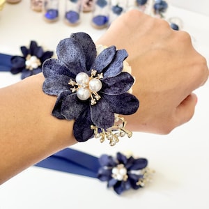 Wedding Corsages, Wrist Corsage, Rustic Wedding Corsage, Blue Rose Corsage, Navy Blue Corsage, Bridesmaids Corsage, Bridal Bracelets