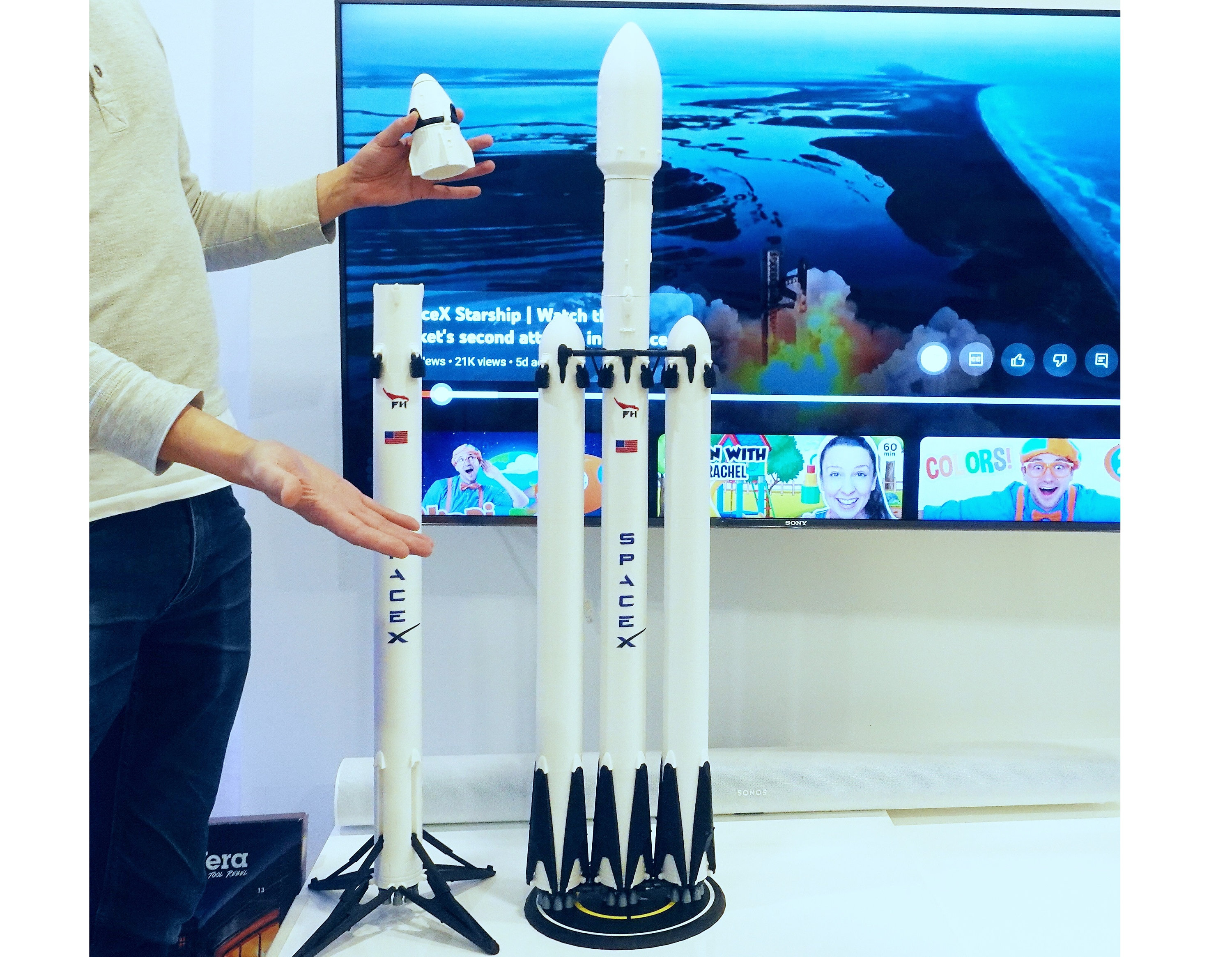 Detachable Toe Rockets Falcon Heavy Rocket Detailed Model 42