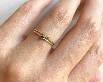 Anello Birthstone in oro 14k - anello portafortuna minimalista - scegli la tua pietra portafortuna 1.5mm