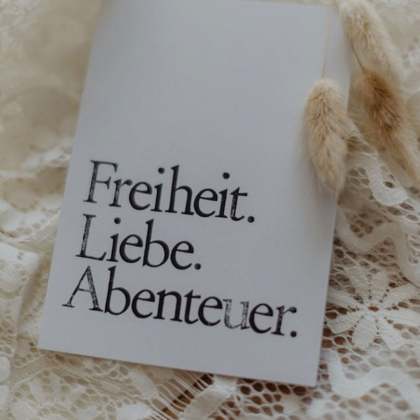 Postkarte "Freiheit. Liebe. Abenteuer.", gestempelt