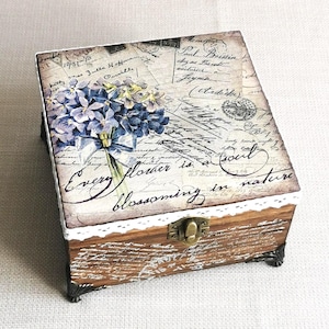 Custom wooden tea box with removable compartments, gift for tea & coffee lovers, vintage style tea box, tea bag organizer,