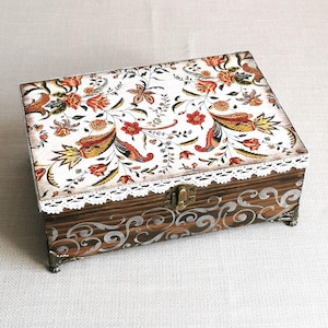Individuell dekorierte Teebox aus Holz mit 6 herausnehmbaren Fächern, Geschenk für Tee- & Kaffeeliebhaber, Teebox im Vintage-Stil, Teebeutel-Organizer