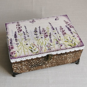 Wooden tea box, decorated box, customizable tea box 6 compartments, organizer tea bags, lavender design, chest box, vintage look, handmade