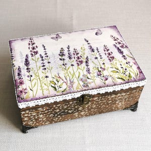 Wooden tea box decorat and customizable , 6 compartments, gift for tea lovers, organizer for tea bags, lavender, perfect and practical gift