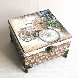 Custom decorated wooden tea box removable compartments, valentine gift day, vintage style tea box, tea bag organizer, mother gift day