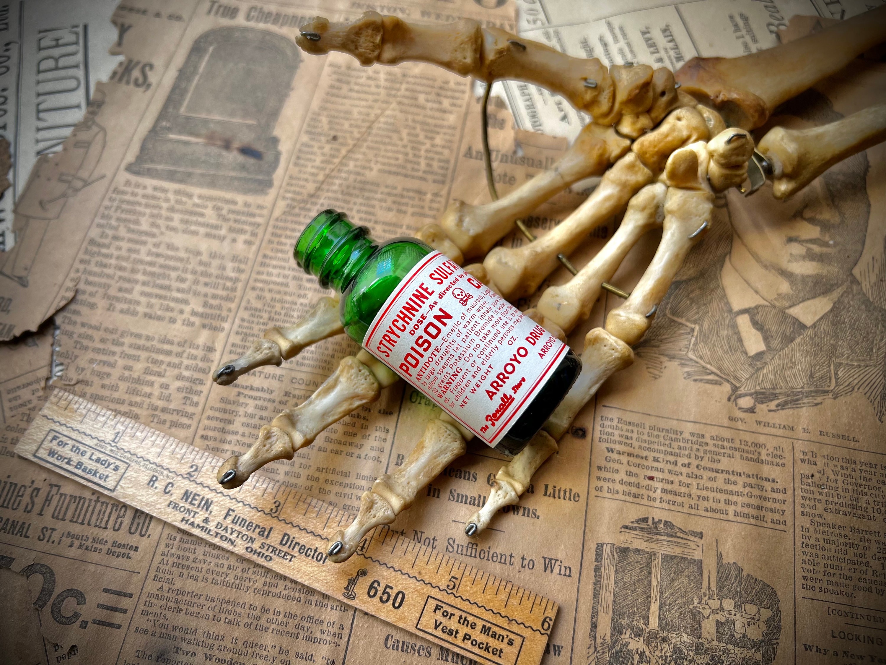 Vintage Strychnine Poison Label & Green Glass Bottle - Etsy
