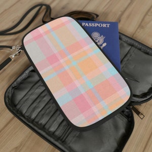 Passport Wallet - Leichte Reisemappe - Reisedokumentenhalter mit Schulter + Taillengurt - Top Travel Organizer - Pastell Karo