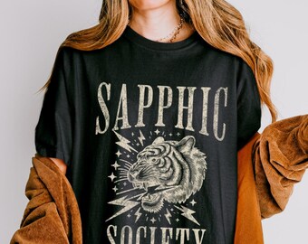 Sapphic lesbian pride shirt, Lesbian Tiger Comfort Colors lgbtq Lesbian subtle Vintage Lesbian pulp Lesbian girlfriend wlw gift Pride merch