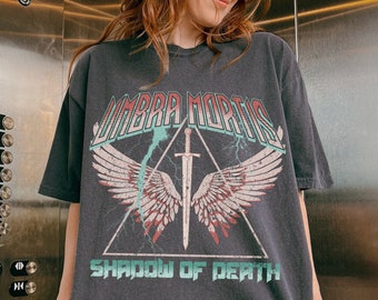 Umbra Mortis Crescent City Comfort Colors tee Hunt Athalar Bryce Quinlan House of Earth and Blood shirt HOSAB Lunathion SJM merch HOSAB gift
