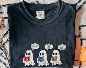 Crescent City Ghosts Comfort Colors shirt, Licensed Sarah J Maas SJM ACOTAR merch Lunathion tee, House of Earth and Blood Bryce Quinlan Hunt